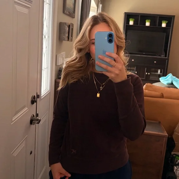 Arc’teryx Pullover Sweater - Picture 2 of 5